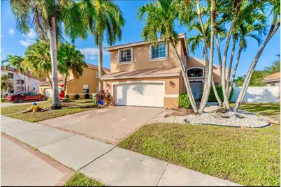 19431 SW 2nd St, Pembroke Pines, FL 33029 - Photo 2