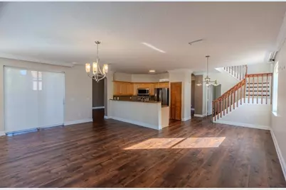 19431 SW 2nd St, Pembroke Pines, FL 33029 - Photo 4