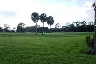 9440 Meadowood Dr, Fort Pierce, FL 34951 - Photo 26