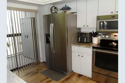 9440  Meadowood Dr, Unit #205, Fort Pierce, FL 34951 - Photo 12