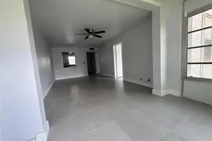 9235A Lagoon Pl Unit, Davie, FL 33324 - Photo 8