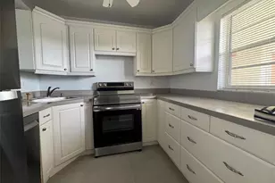 9235A Lagoon Pl Unit, Davie, FL 33324 - Photo 2