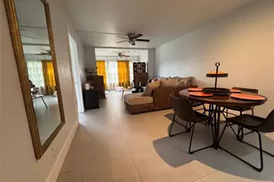 9235A Lagoon Pl Unit, Davie, FL 33324 - Photo 1