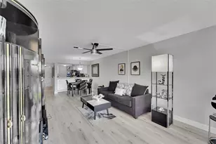 6008 Coral Lake Dr, Margate, FL 33063 - Photo 4