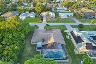 766 SE Cavern Ave, Port Saint Lucie, FL 34983 - Photo 82