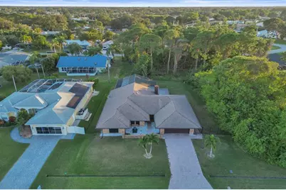 766 SE Cavern Ave, Port Saint Lucie, FL 34983 - Photo 100