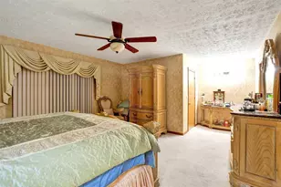 766 SE Cavern Ave, Port Saint Lucie, FL 34983 - Photo 12