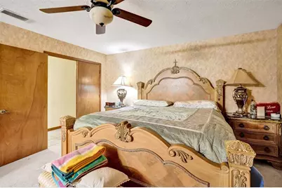 766 SE Cavern Ave, Port Saint Lucie, FL 34983 - Photo 10