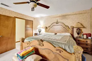 766 SE Cavern Ave, Port Saint Lucie, FL 34983 - Photo 10