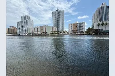 600  Parkview Dr, Unit #826, Hallandale Beach, FL 33009 - Photo 20