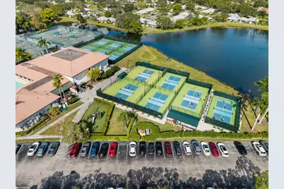 842  Club Dr, Unit #842, Palm Beach Gardens, FL 33418 - Photo 30