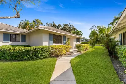 842  Club Dr, Unit #842, Palm Beach Gardens, FL 33418 - Photo 6