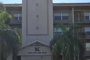 550 SW 138th Ave, Pembroke Pines, FL 33027 - Photo 1