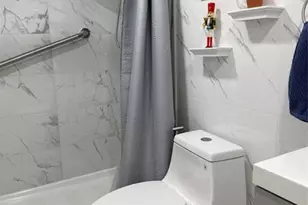 10905 W Clairmont Cir, Fort Lauderdale, FL 33321 - Photo 20