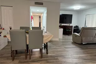 10905 W Clairmont Cir, Fort Lauderdale, FL 33321 - Photo 8