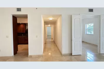 642  Valencia, Unit #305, Coral Gables, FL 33134 - Photo 16