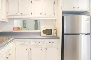 950 Hillcrest Dr, Hollywood, FL 33021 - Photo 4