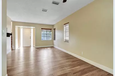 11567 N Open Ct, Cooper City, FL 33026 - Photo 4