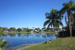 8009 NW 51st Ct, Lauderhill, FL 33351 - Photo 4