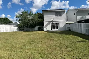 5516 NW 22nd St, Lauderhill, FL 33313 - Photo 28