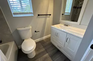 5516 NW 22nd St, Lauderhill, FL 33313 - Photo 20