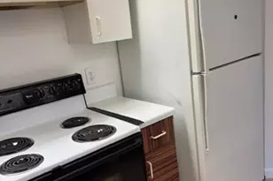 12650 SW 15th St, Pembroke Pines, FL 33027 - Photo 16