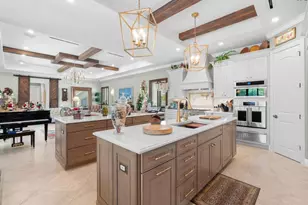 2500 NE 14th St, Fort Lauderdale, FL 33304 - Photo 14