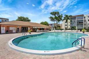 2850 Somerset Dr, Lauderdale Lakes, FL 33311 - Photo 16