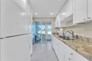 7390 NW 1st St, Margate, FL 33063 - Photo 8