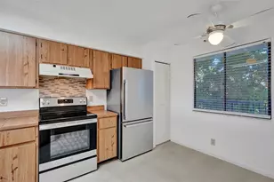 2221 Cypress Island Dr, Pompano Beach, FL 33069 - Photo 8