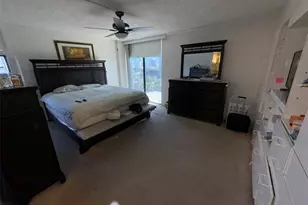 3375 N Country Club Dr, Miami, FL 33180 - Photo 22