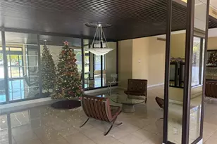 3375 N Country Club Dr, Miami, FL 33180 - Photo 4