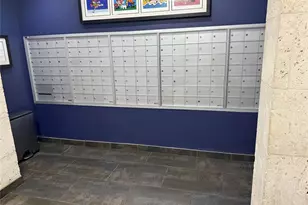 3375 N Country Club Dr, Miami, FL 33180 - Photo 34