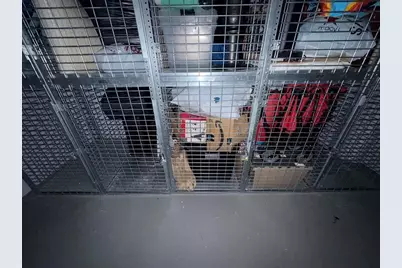 3375 N Country Club Dr, Unit #1005, Miami, FL 33180 - Photo 28