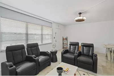 4701  Martinique Dr, Unit #H4, Coconut Creek, FL 33066 - Photo 8