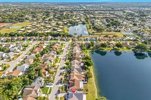 8600 Floralwood Dr, Boca Raton, FL 33433 - Photo 26