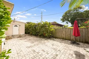 500 NW 120th St, Miami, FL 33168 - Photo 36