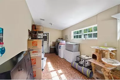 500 NW 120th St, Miami, FL 33168 - Photo 30