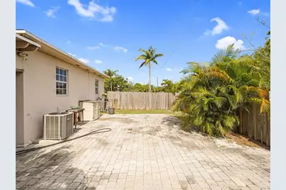 500 NW 120th St, Miami, FL 33168 - Photo 38