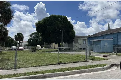 706  13th Street, West Palm Beach, FL 33401 - Photo 2