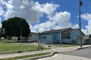 706 13th St, West Palm Beach, FL 33401 - Photo 1