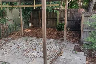 210 SW 7th St, Dania Beach, FL 33004 - Photo 12