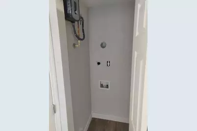 210 SW 7th St, Dania Beach, FL 33004 - Photo 6