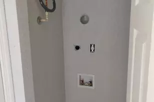 210 SW 7th St, Dania Beach, FL 33004 - Photo 6