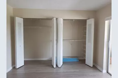 146  Canterbury F, Unit #146, West Palm Beach, FL 33417 - Photo 4