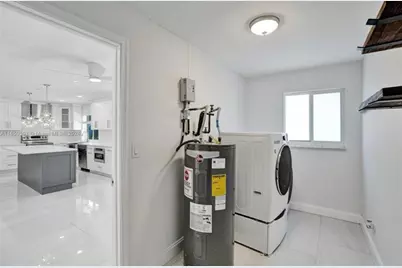 11280 NW 40th St, Coral Springs, FL 33065 - Photo 16