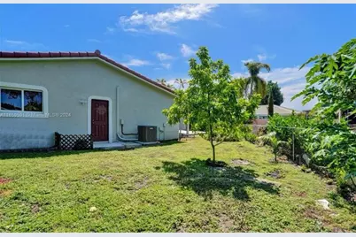 11280 NW 40th St, Coral Springs, FL 33065 - Photo 42