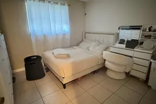 101 NE 41st St, Oakland Park, FL 33334 - Photo 8