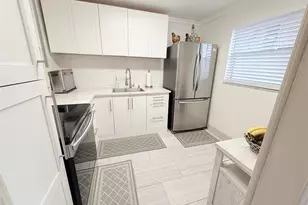 3040 Holiday Springs Blvd, Margate, FL 33063 - Photo 2