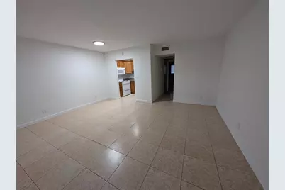 3030 NE 21st Ter, Unit #8, Fort Lauderdale, FL 33306 - Photo 4